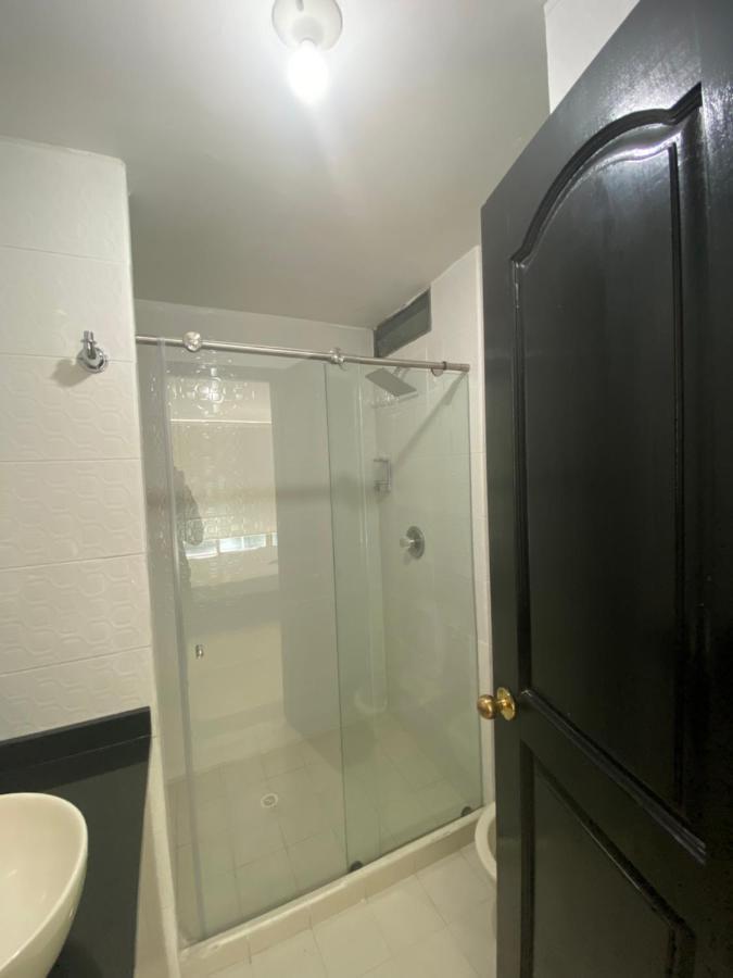 Apartaestudio Amoblado Con Excelente Ubicacion Apartamento Pereira Exterior foto